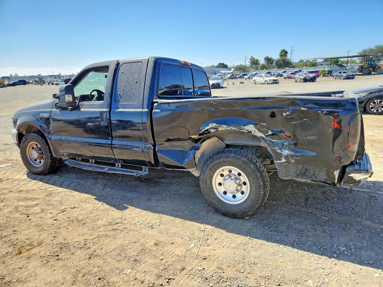 2001 Ford F250 Super Duty - Image 2