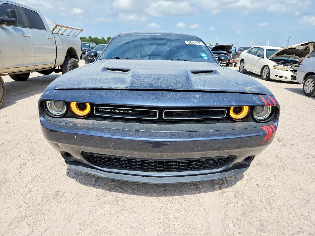 2016 Dodge Challenger Sxt - Image 5