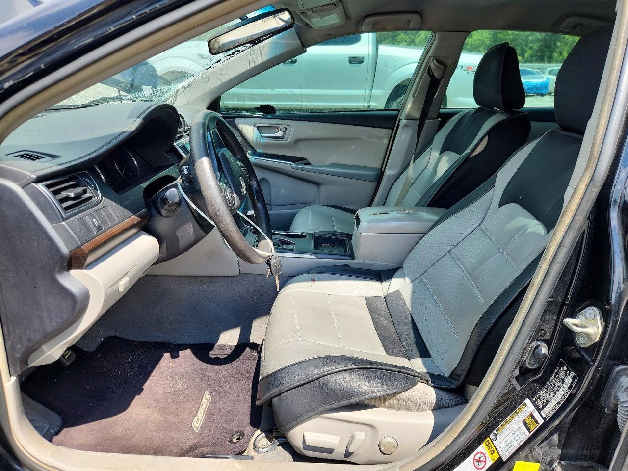 2016 Toyota Camry Le - Фото 7