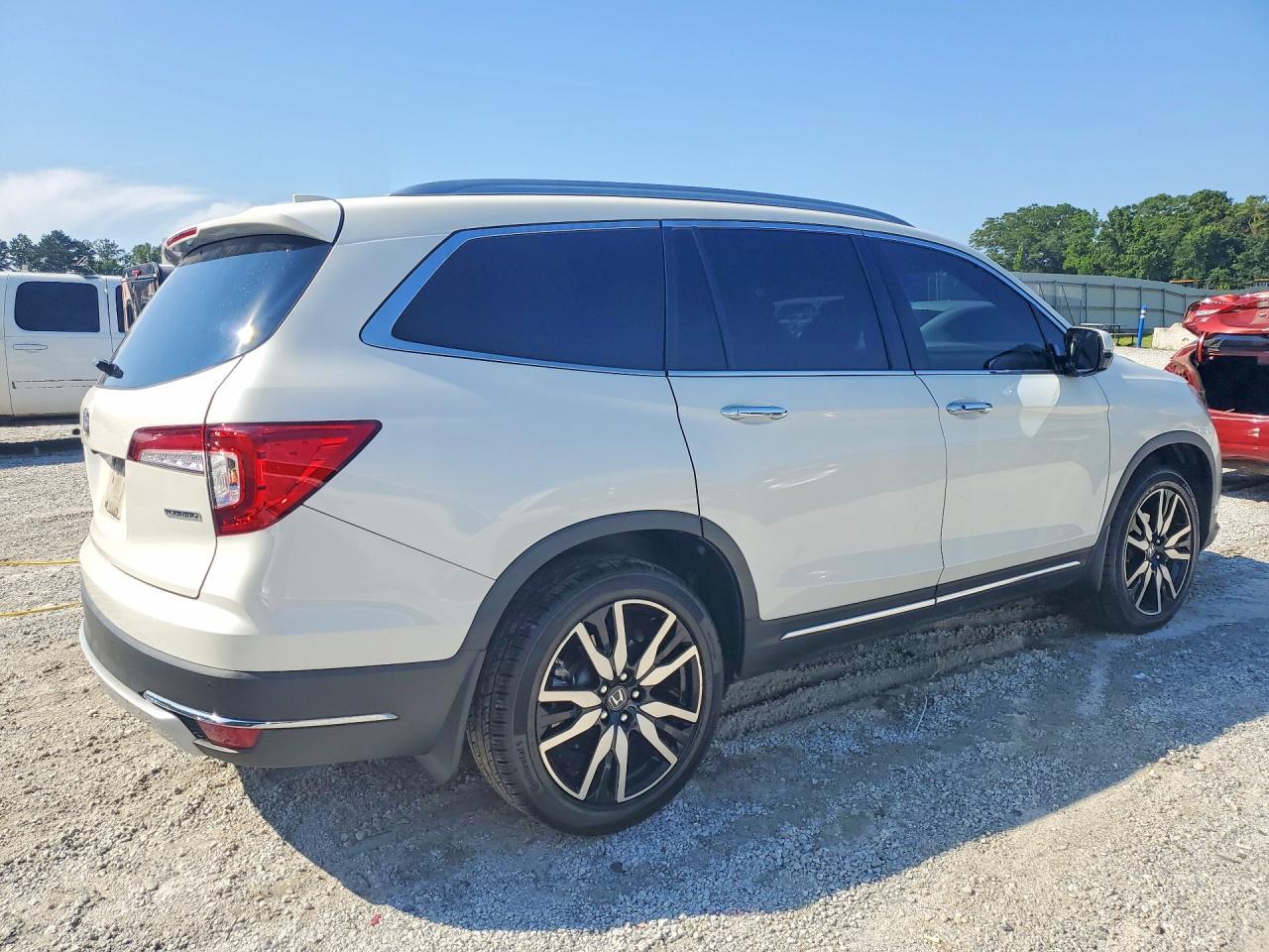 2019 Honda Pilot Touring - Фото 3