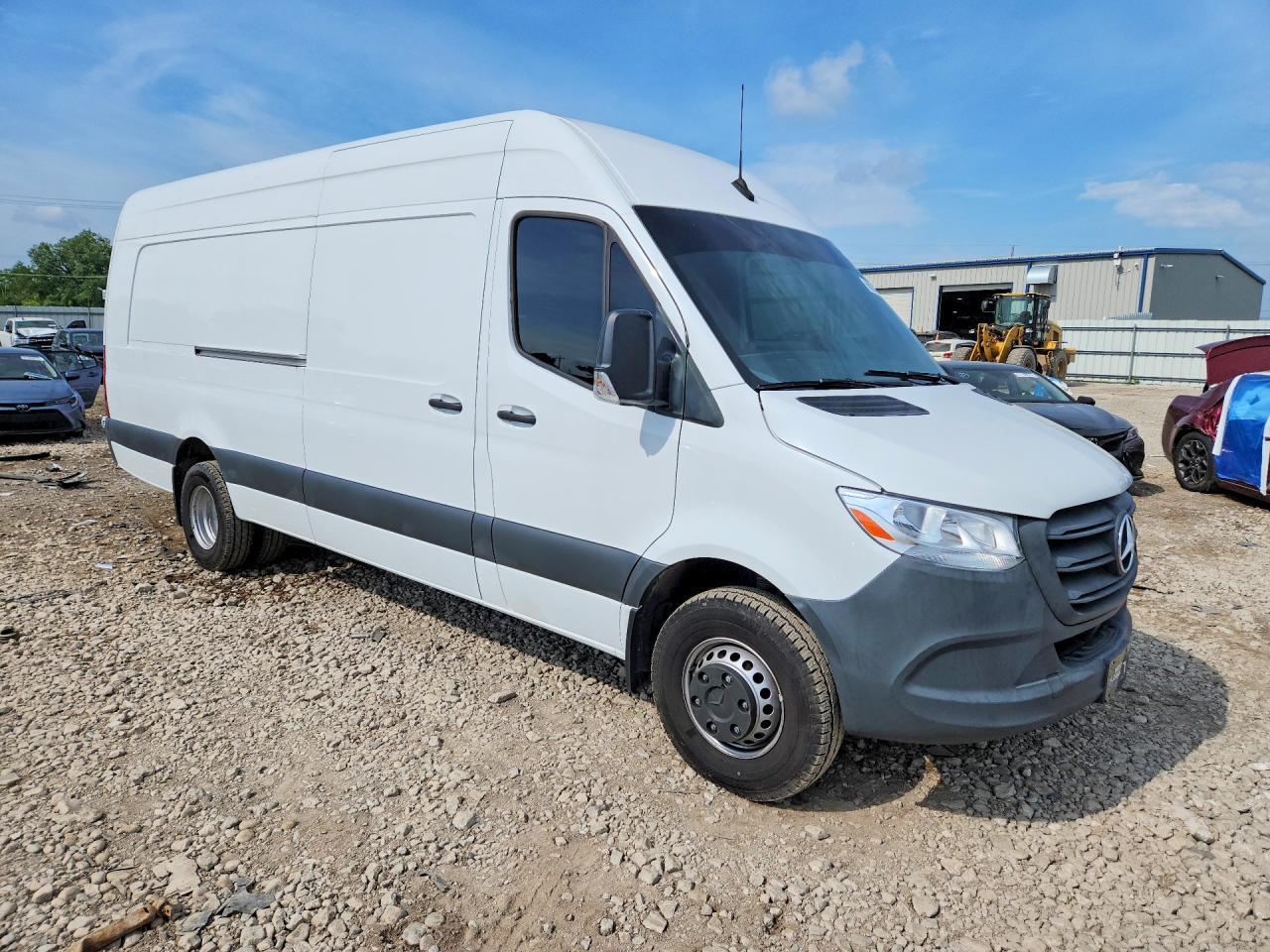 2024 Mercedes-Benz Sprinter 3500 - Фото 4