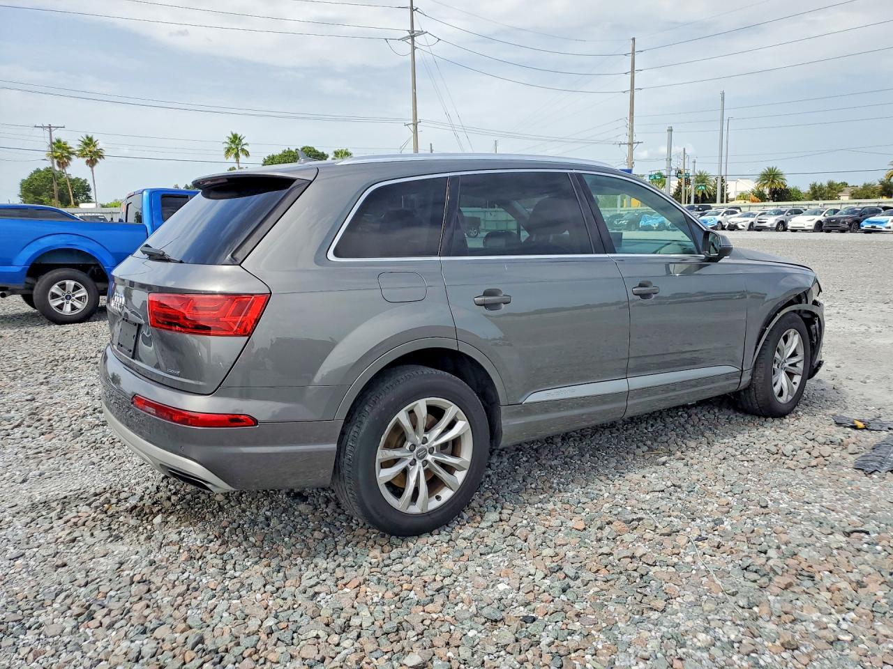 2017 Audi Q7 Premium Plus - Фото 3