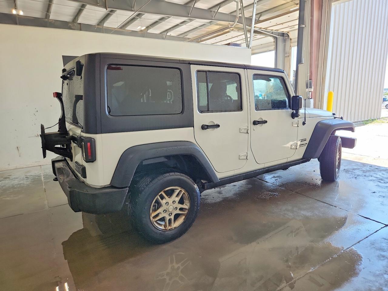 2017 Jeep Wrangler Unlimited Sport - Фото 3