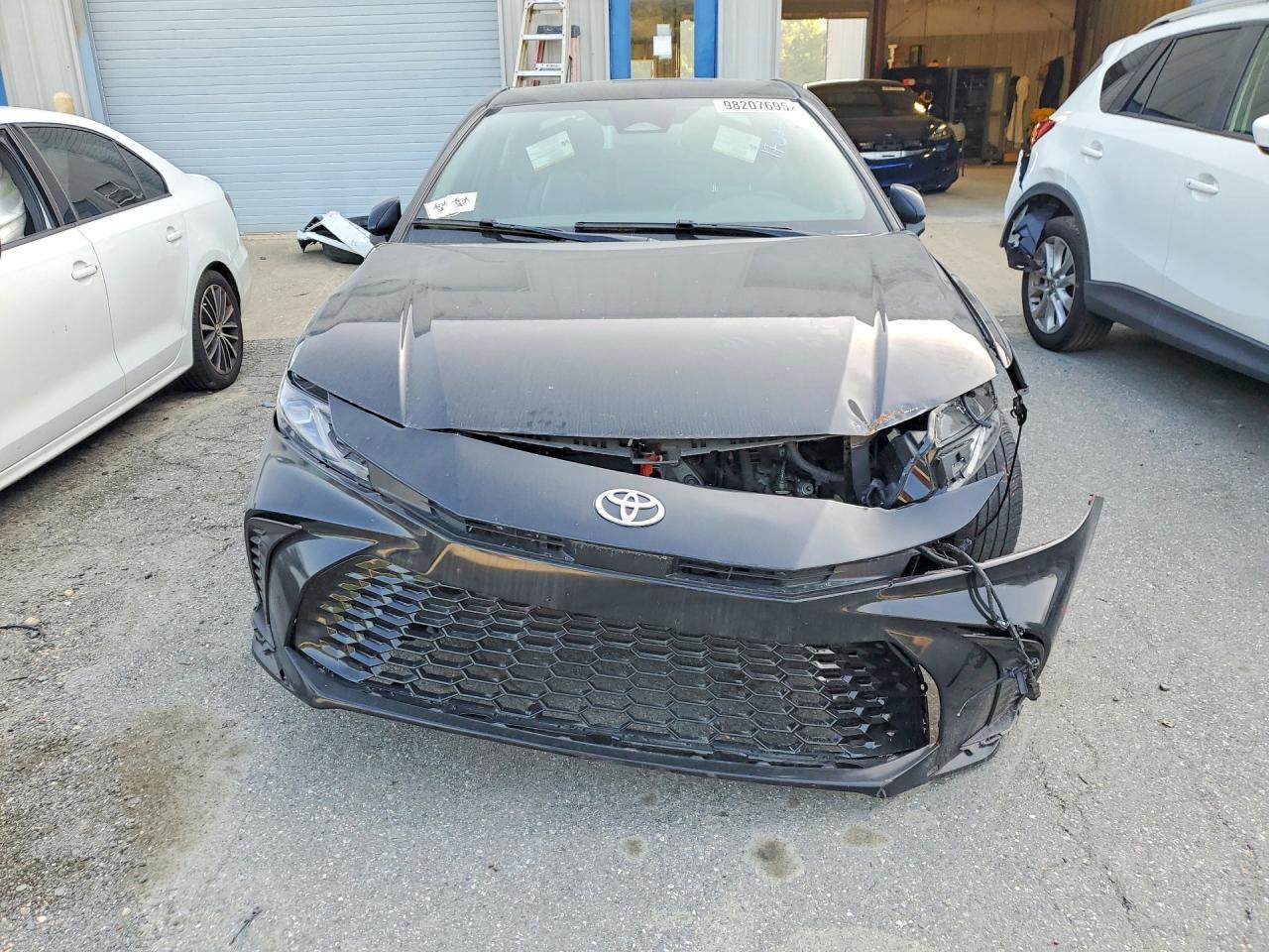 2025 Toyota Camry Xse - Image 5