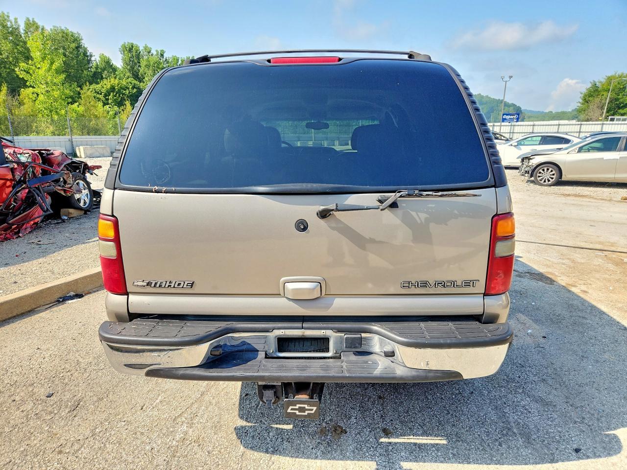 2002 Chevrolet Tahoe K1500 - Image 6