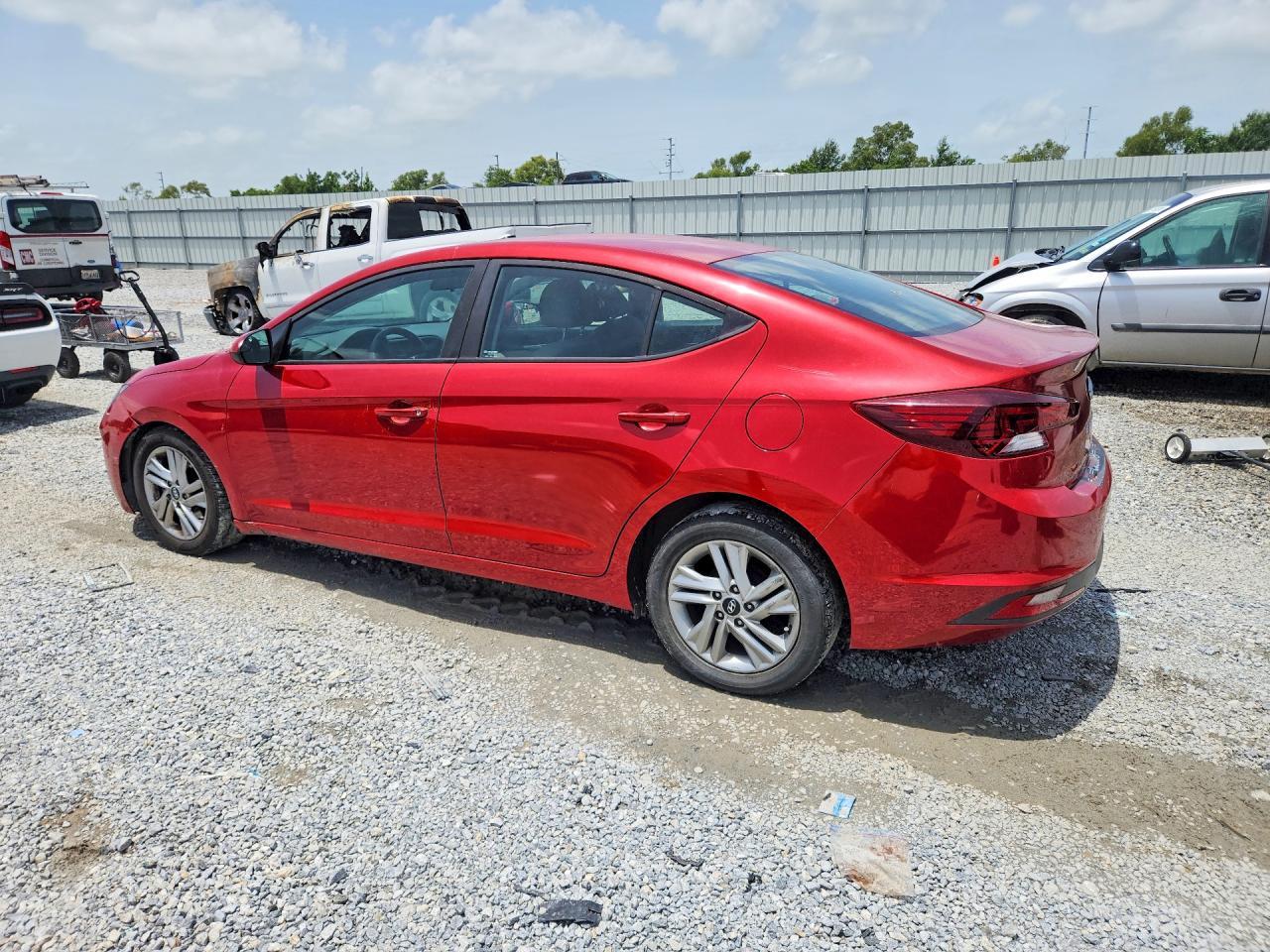 2019 Hyundai Elantra Se - Фото 2
