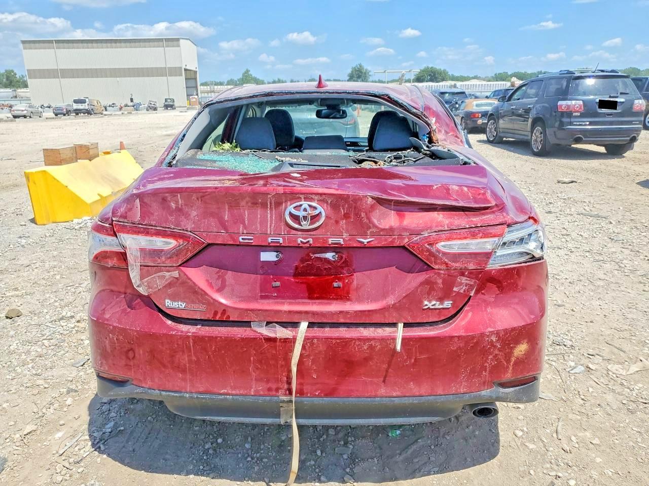 2019 Toyota Camry Xle - Image 6