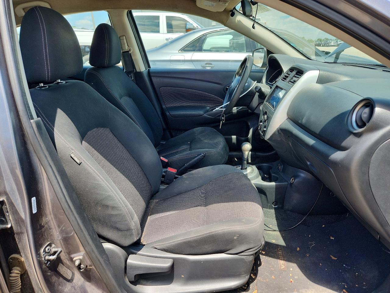 2018 Nissan Versa Sv - Фото 7