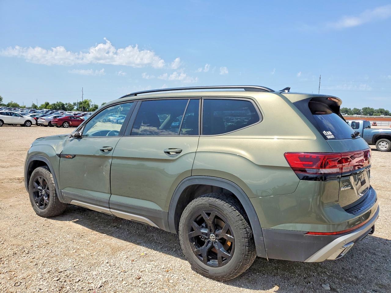 2024 Volkswagen Atlas Peak Edition Sel - Фото 2