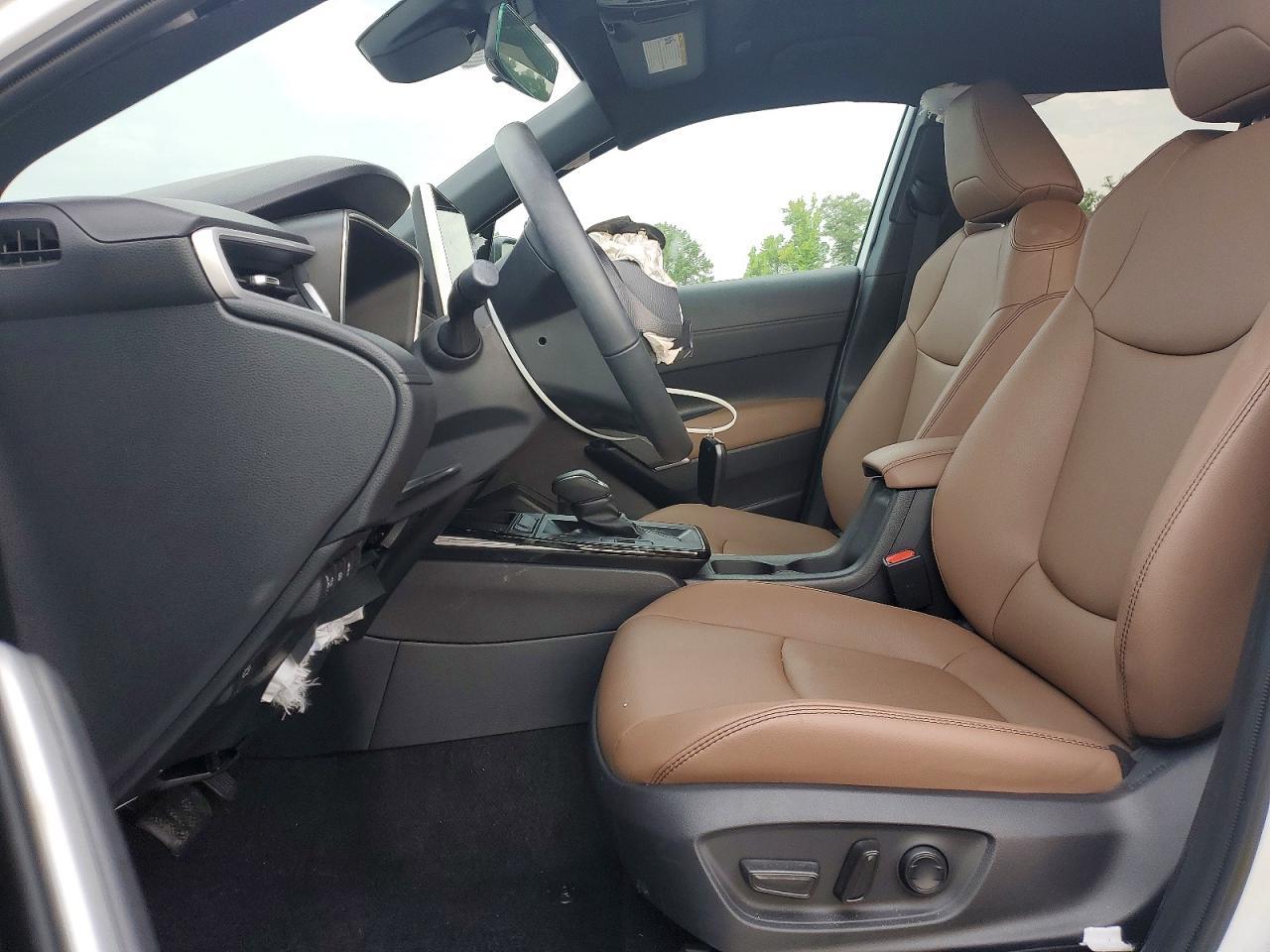 2026 Toyota Corolla Cross Xle - Фото 7