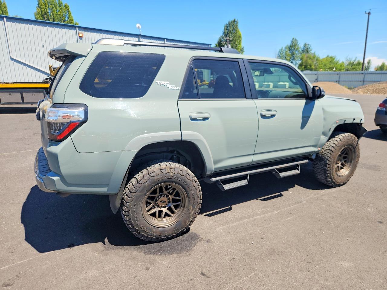 2023 Toyota 4Runner Trd Off-Road Premium - Image 3