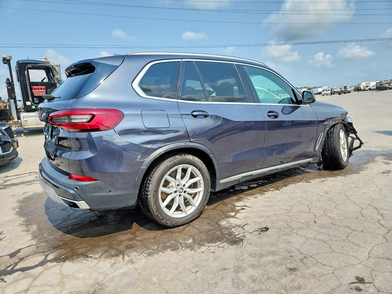 2019 BMW X5 xDrive40I - Image 3