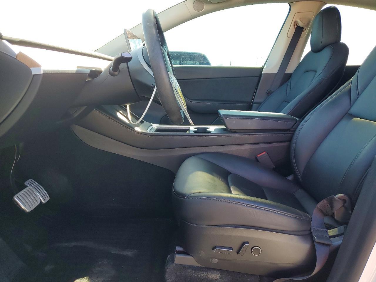 2022 Tesla Model Y - Фото 7