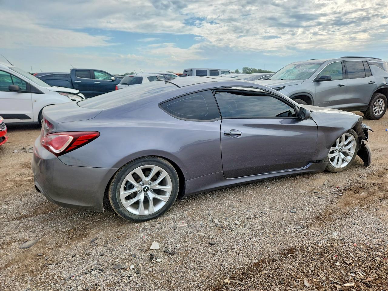 2013 Hyundai Genesis Coupe 2.0T Premium - Image 3