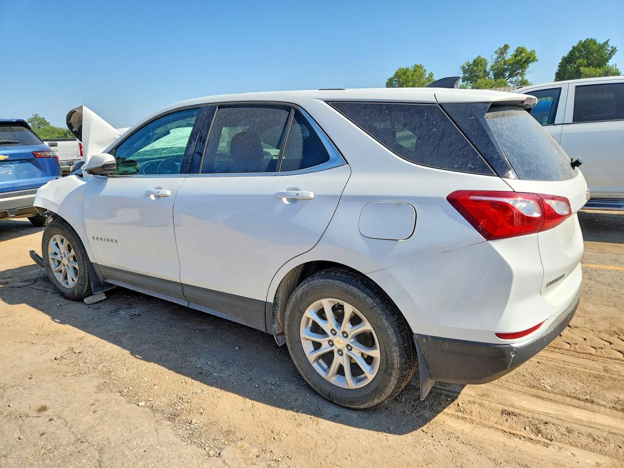 2019 Chevrolet Equinox Lt - Image 2