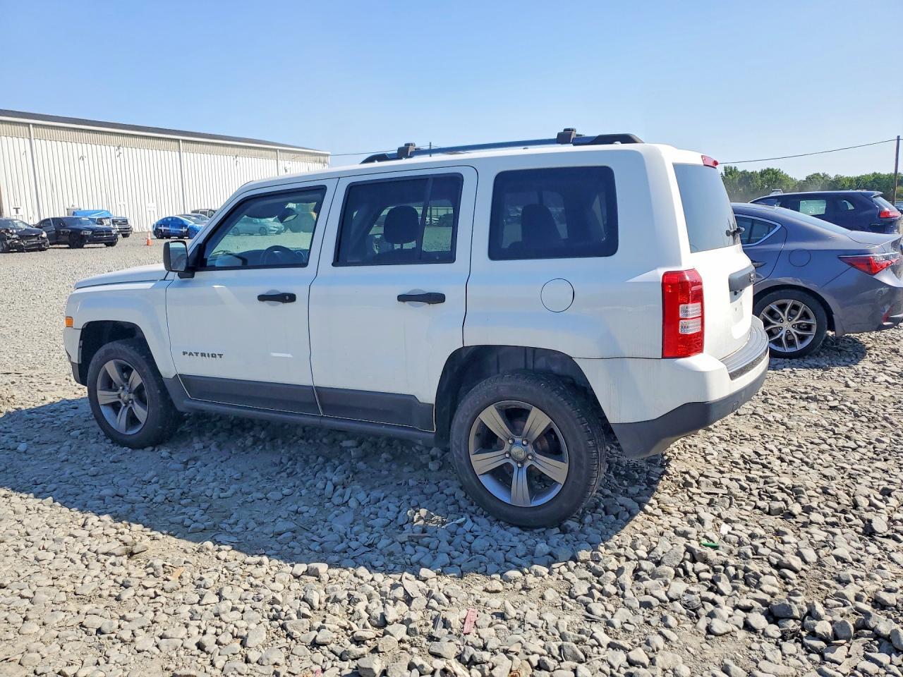 2017 Jeep Patriot Sport - Image 2