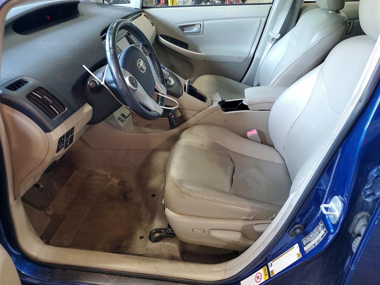 2010 Toyota Prius Iv - Image 7