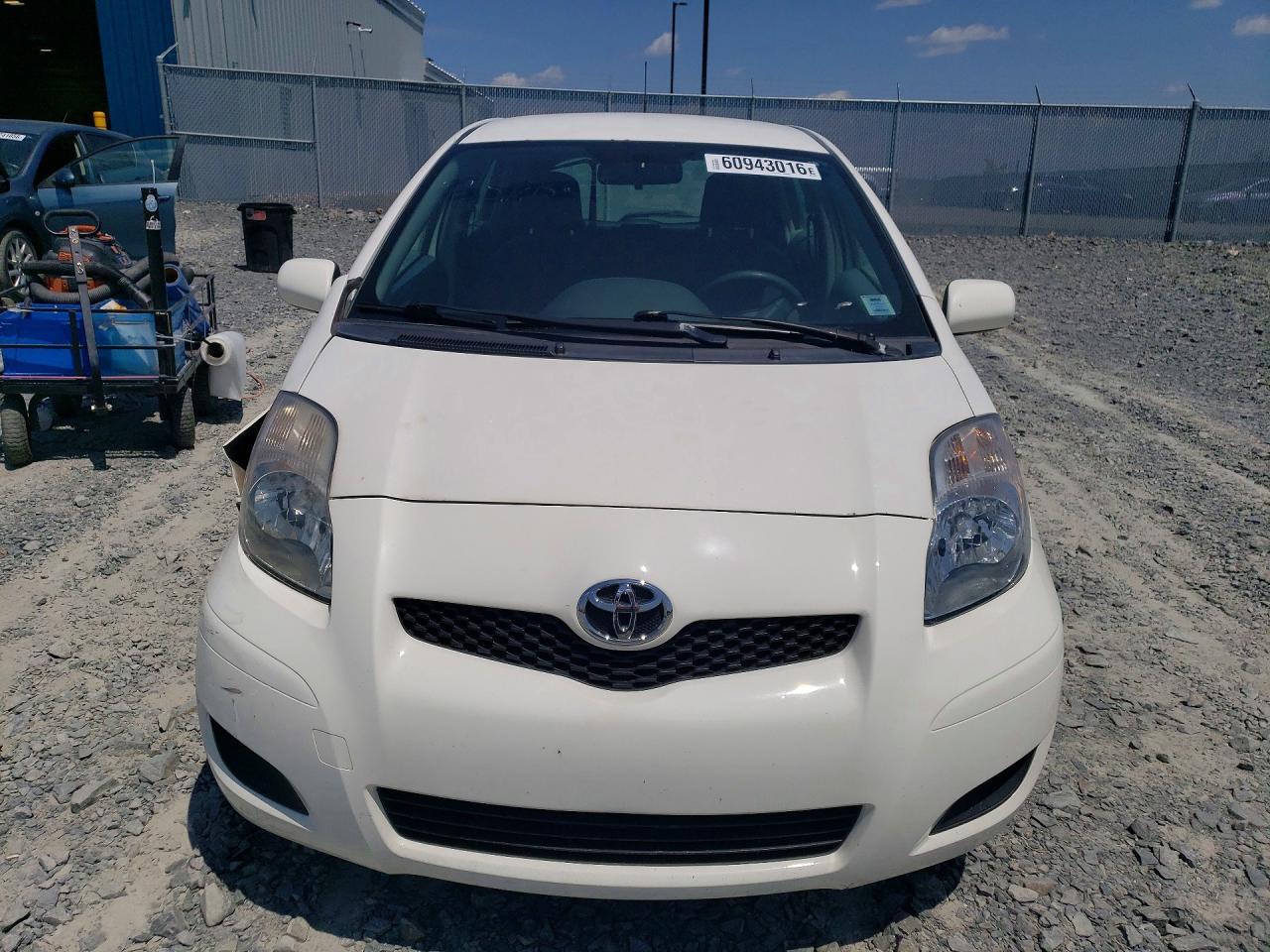 2010 Toyota Yaris Base - Фото 5