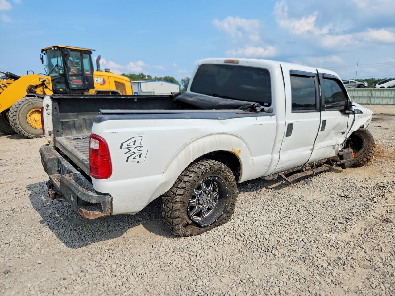 2015 Ford F250 Super Duty - Фото 3