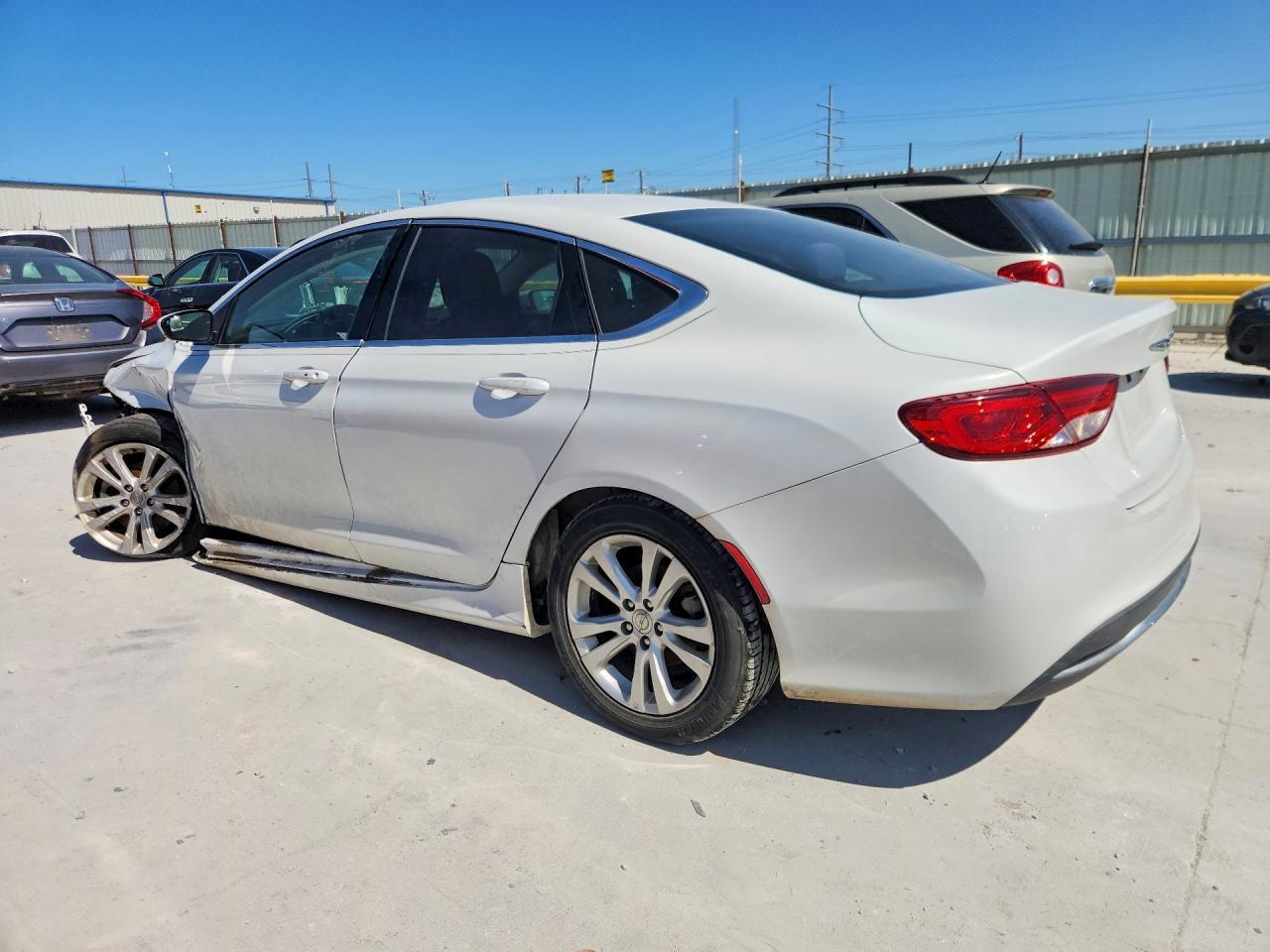 2015 Chrysler 200 Limited - Image 2