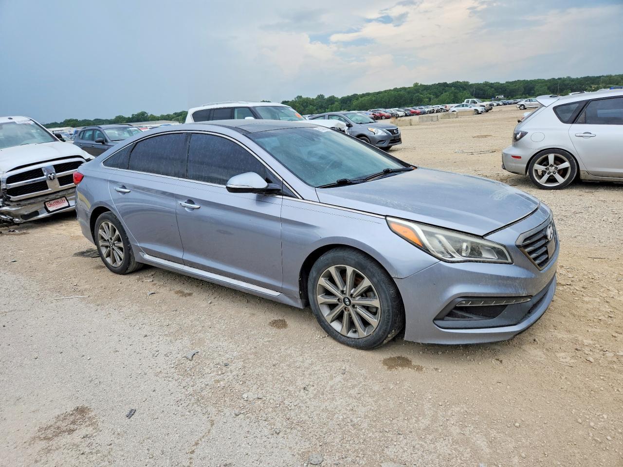 2016 Hyundai Sonata Limited - Image 4