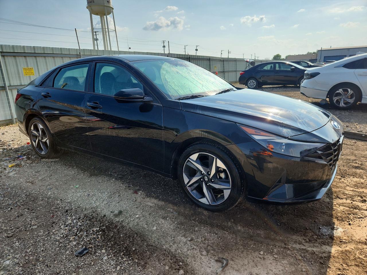 2023 Hyundai Elantra Sel - Image 4
