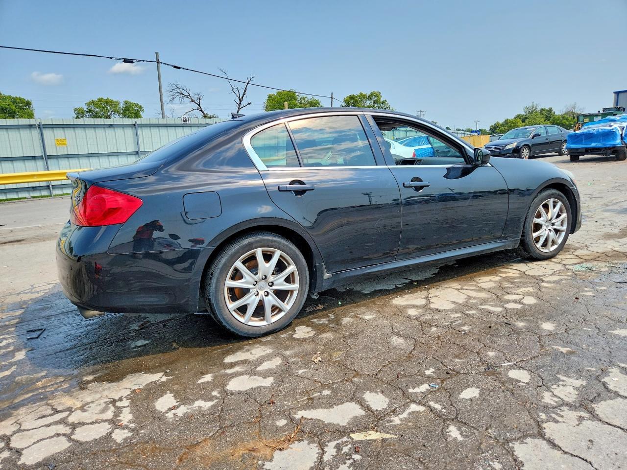 2012 Infiniti G37 Sedan X - Фото 3
