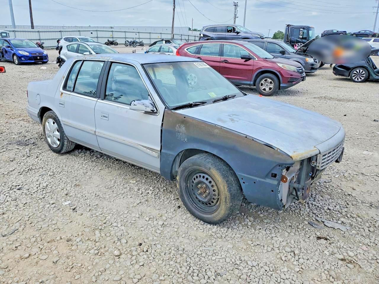1994 Plymouth Acclaim - Image 4
