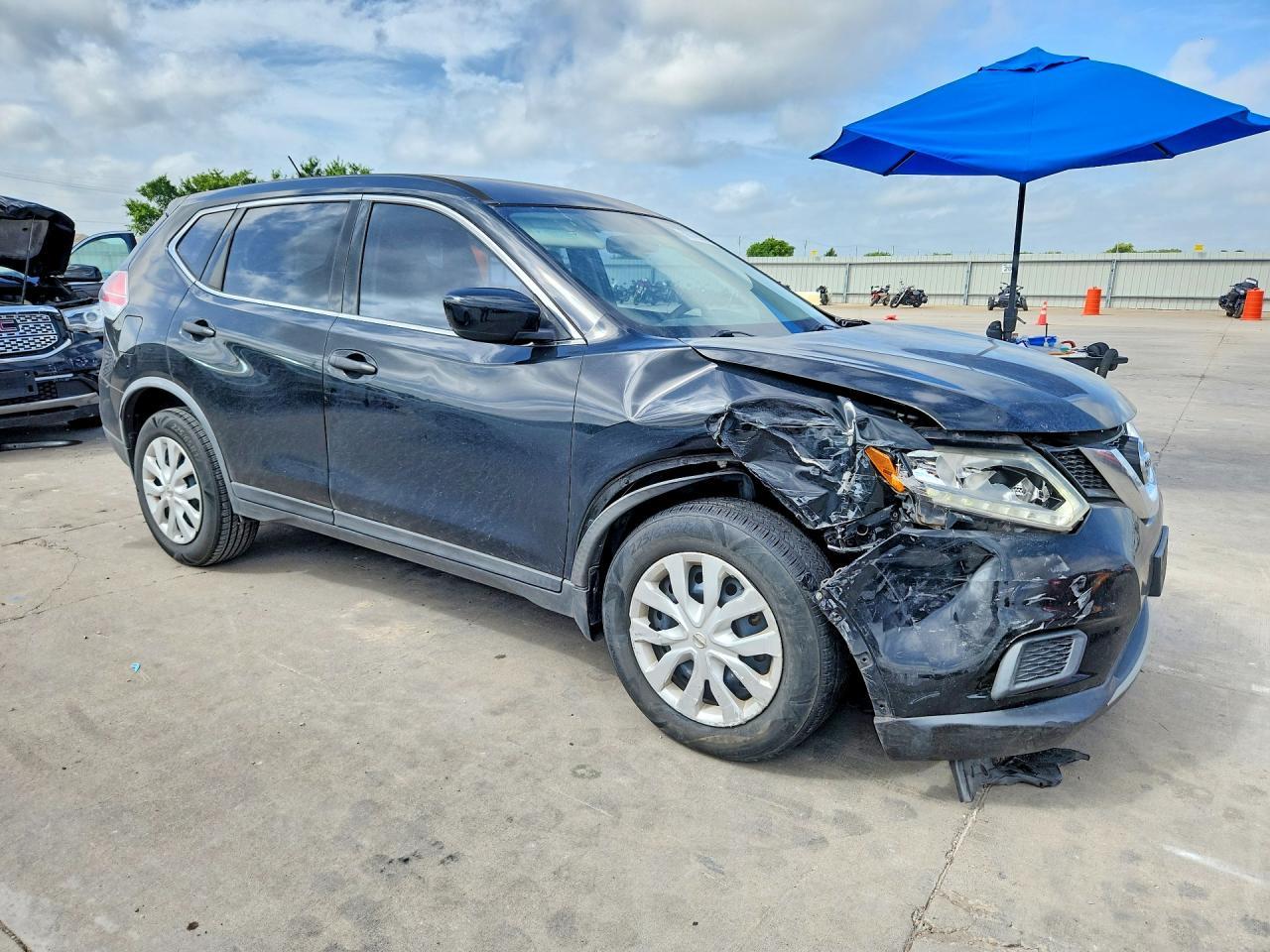 2016 Nissan Rogue S - Фото 4
