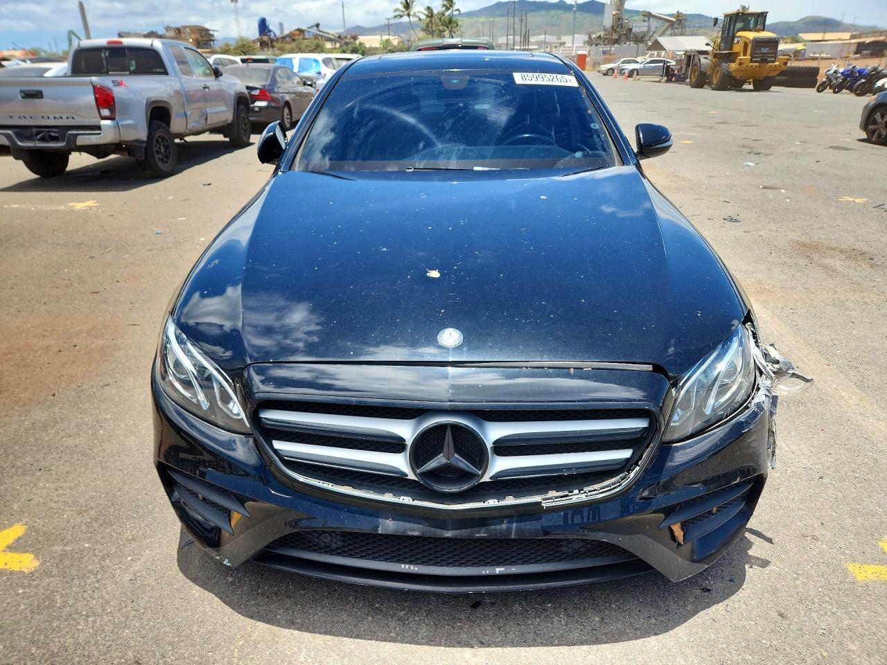 2017 Mercedes-Benz E 300 - Фото 5