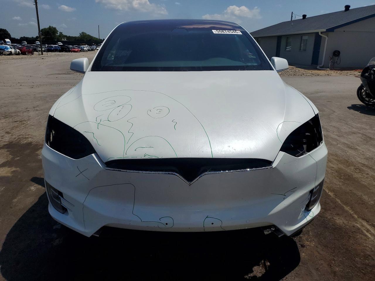 2018 Tesla Model X - Фото 5