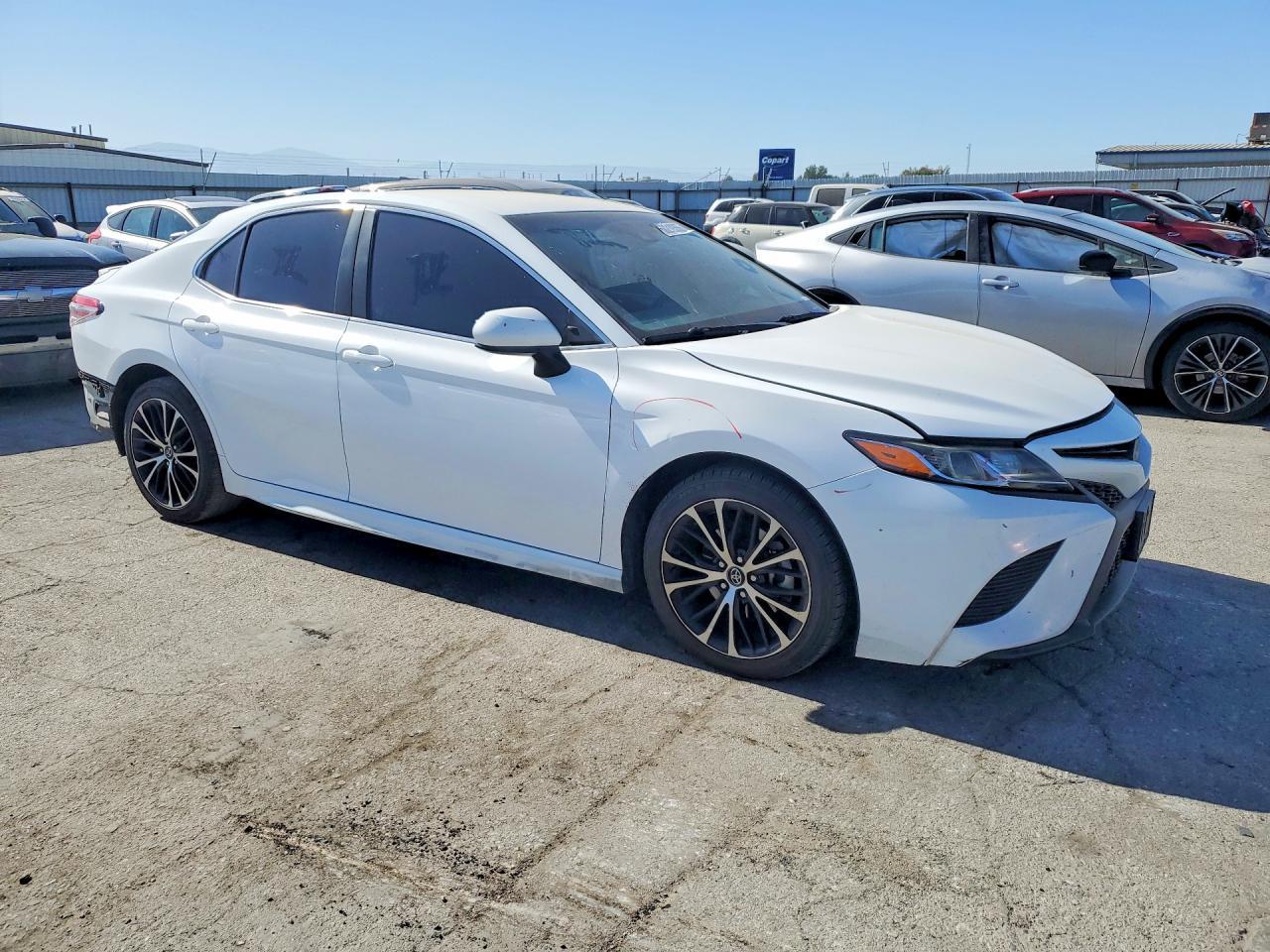 2018 Toyota Camry Se - Фото 4