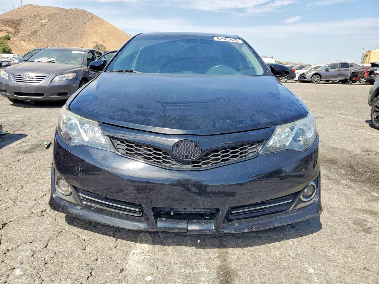 2014 Toyota Camry Se - Фото 5