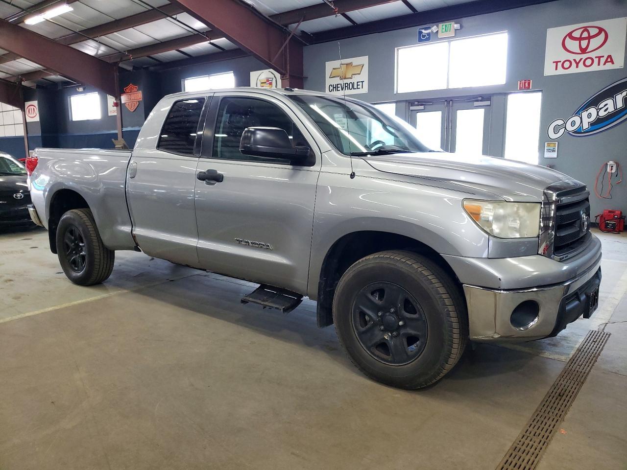 2010 Toyota Tundra Double Cab Sr5 - Фото 4