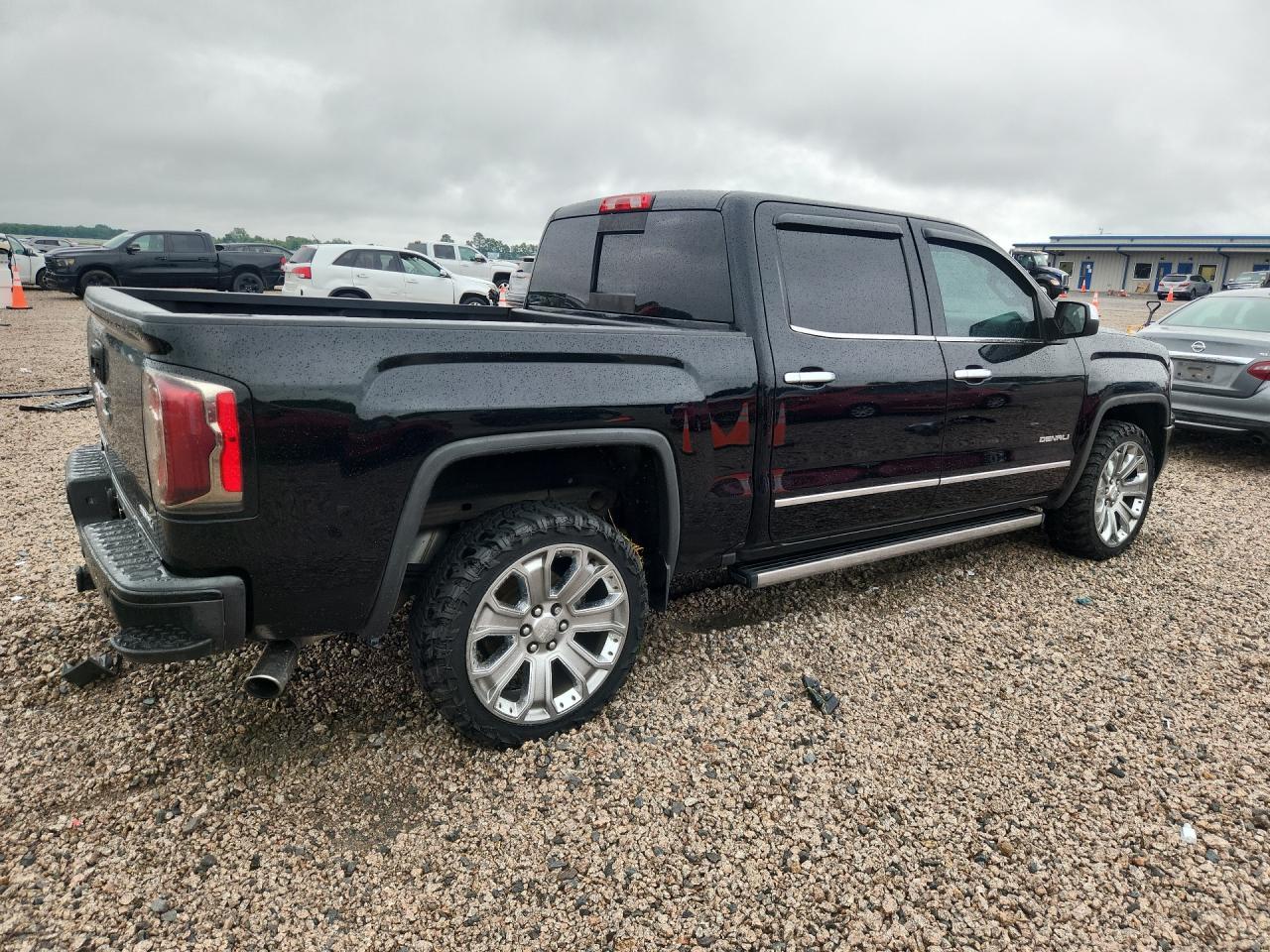 2017 GMC Sierra K1500 Denali - Фото 3