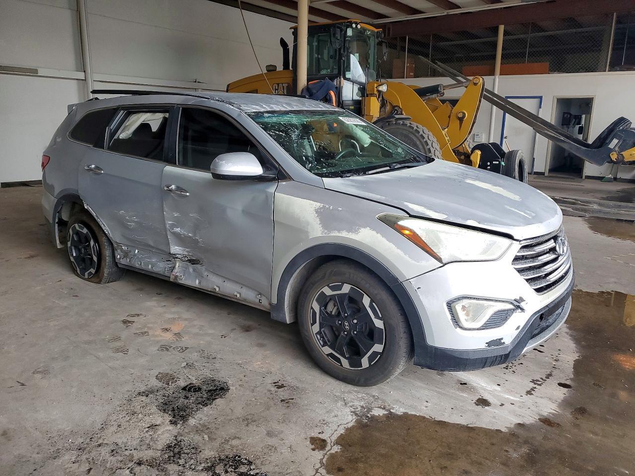 2015 Hyundai Santa Fe Gls - Фото 4