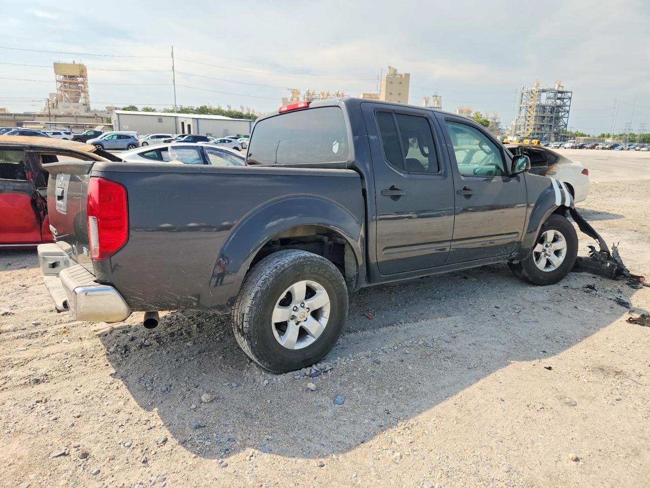 2013 Nissan Frontier S - Image 3