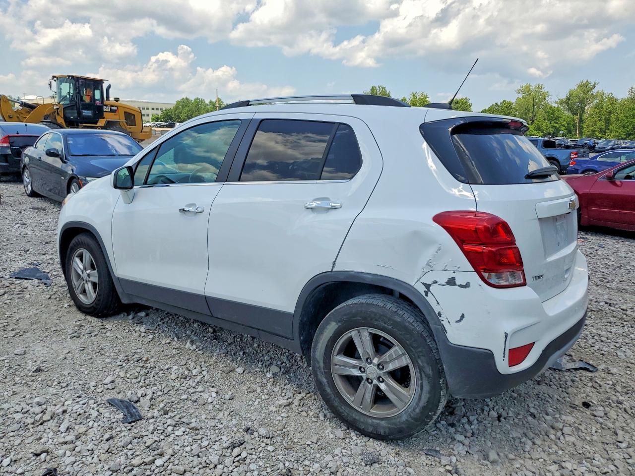 2017 Chevrolet Trax 1Lt - Фото 2