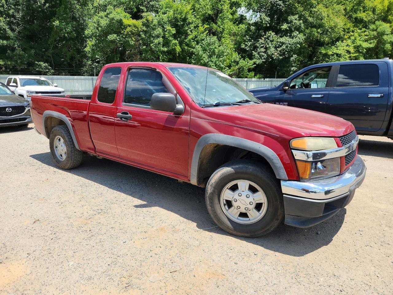2005 Chevrolet Colorado - Image 4
