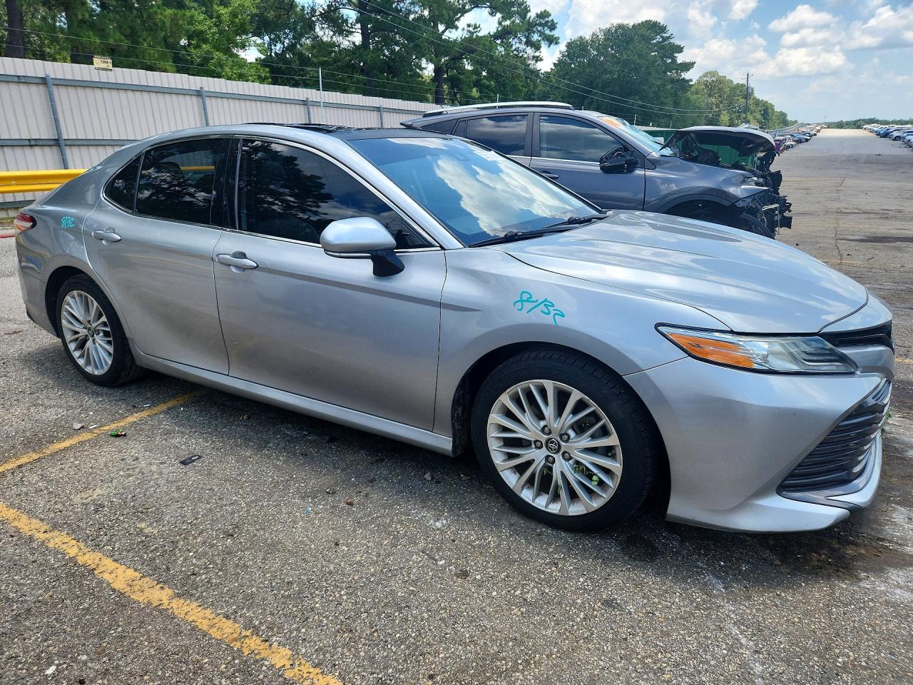 2019 Toyota Camry Xle - Фото 4