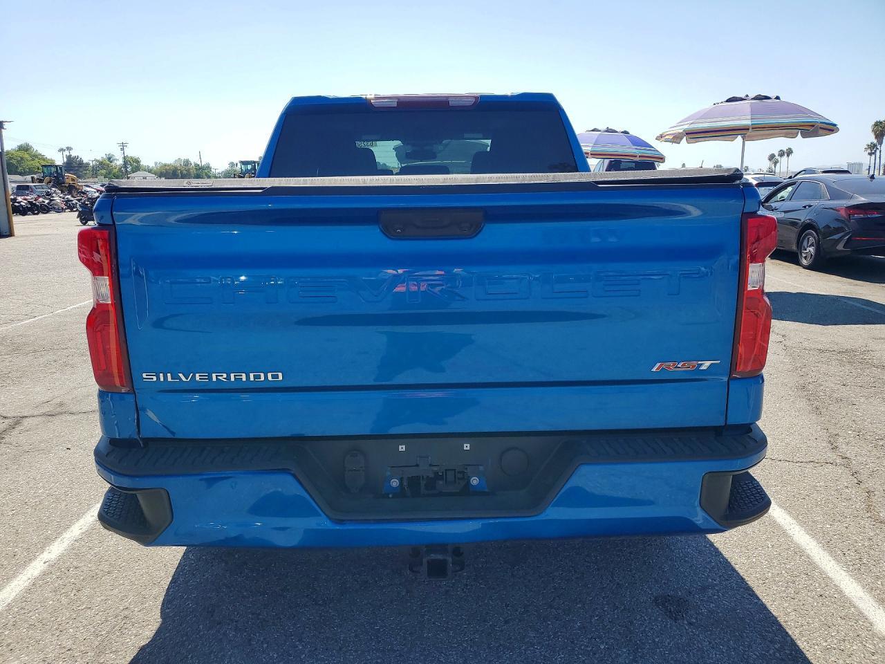 2023 Chevrolet Silverado C1500 Rst - Image 6