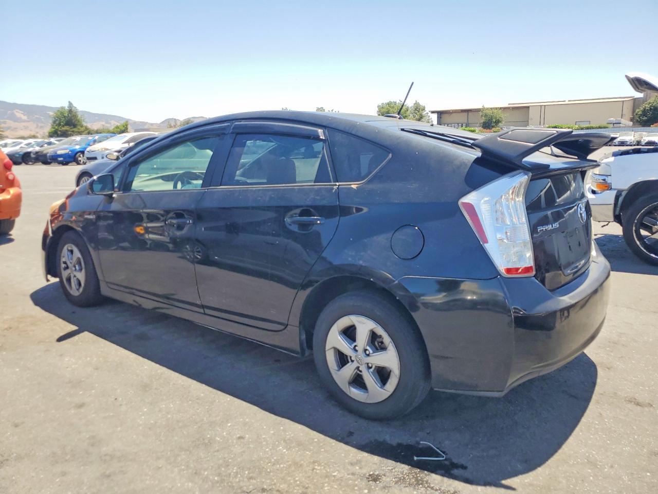 2010 Toyota Prius Iv - Фото 2
