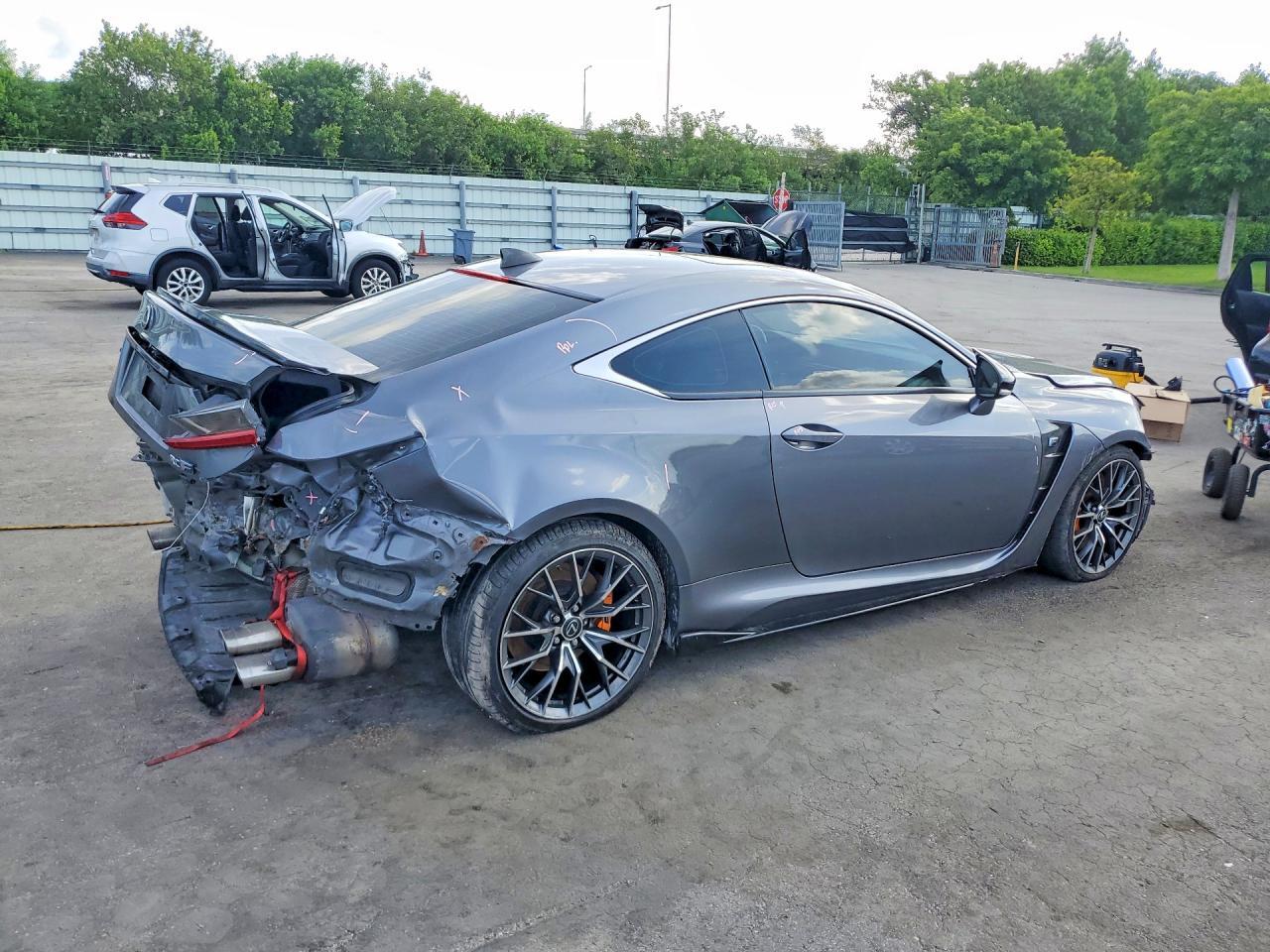 2017 Lexus Rc F Base - Фото 3