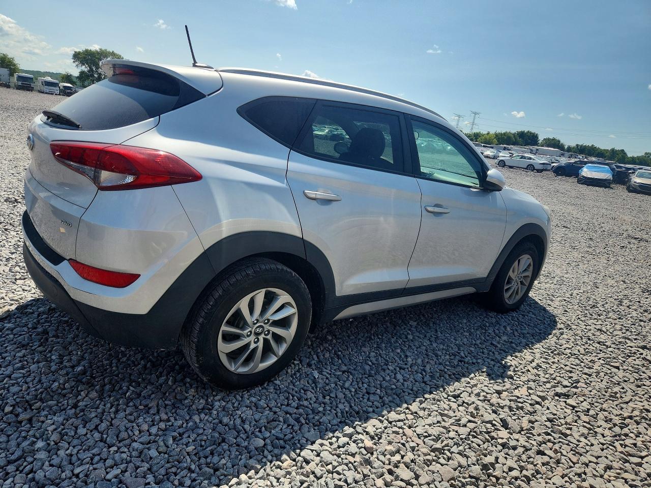 2017 Hyundai Tucson Se - Image 3