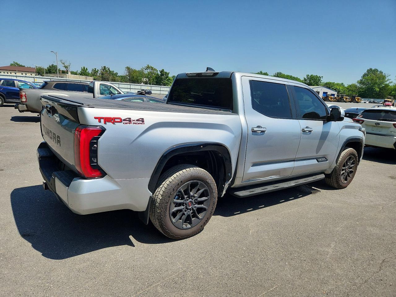 2024 Toyota Tundra Platinum - Image 3
