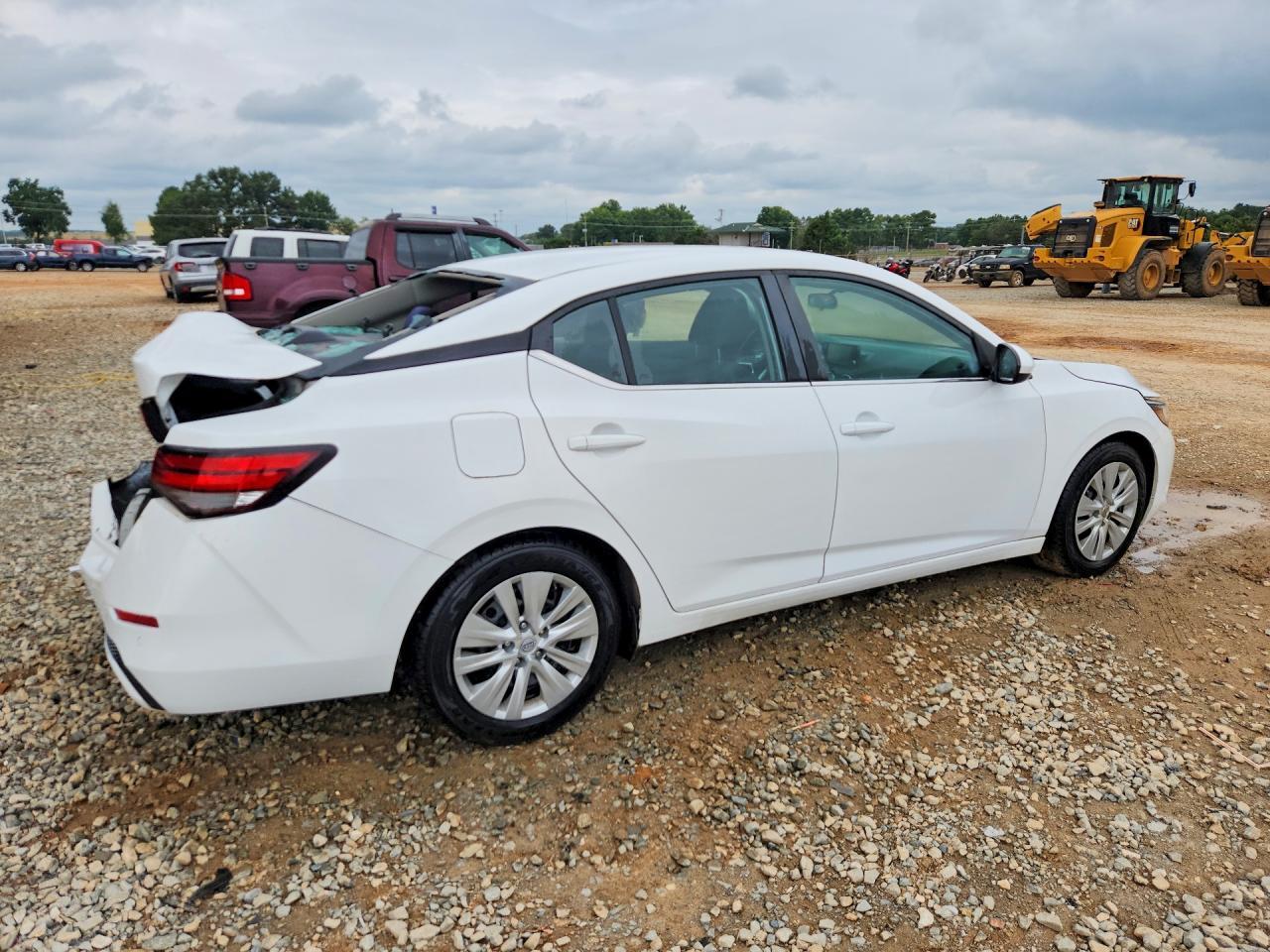 2021 Nissan Sentra S - Image 3