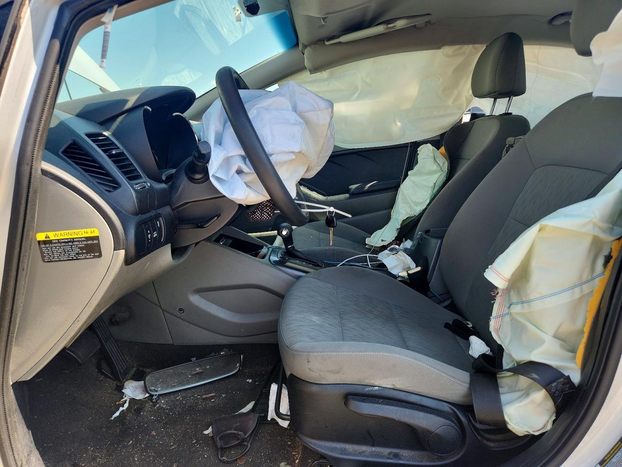2015 Kia Forte - Фото 7