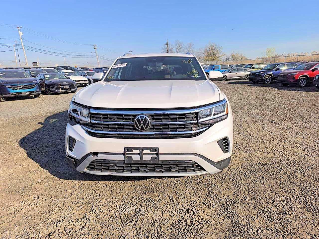 2023 Volkswagen Atlas Cross Sport Sel - Image 5