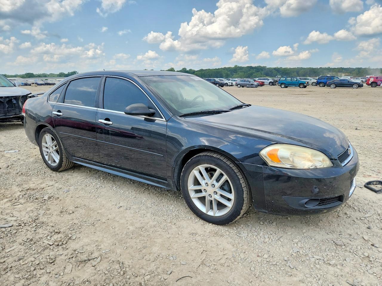 2012 Chevrolet Impala Ltz - Image 4
