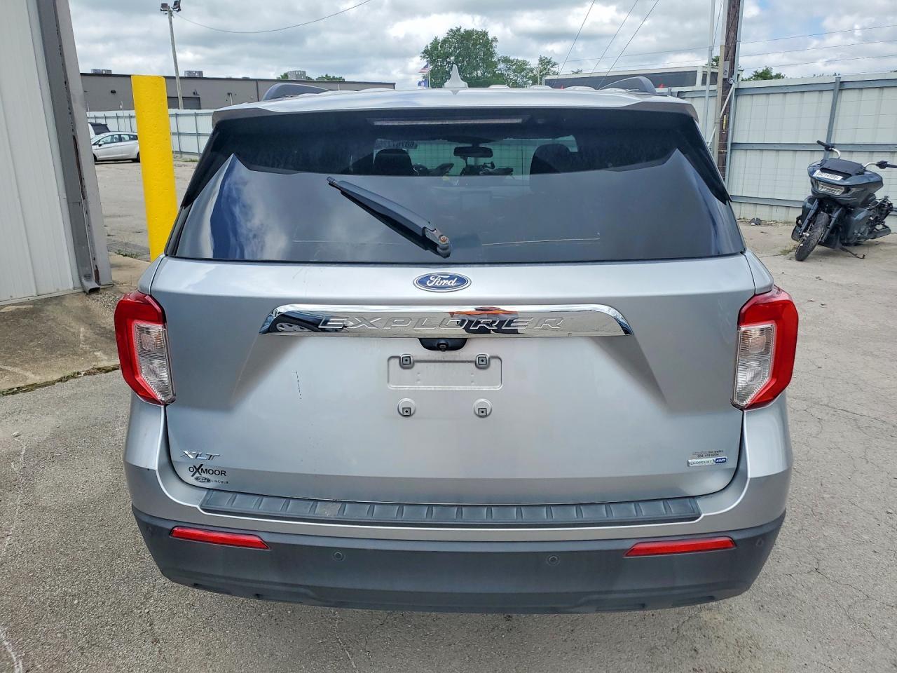 2020 Ford Explorer Xlt - Image 6